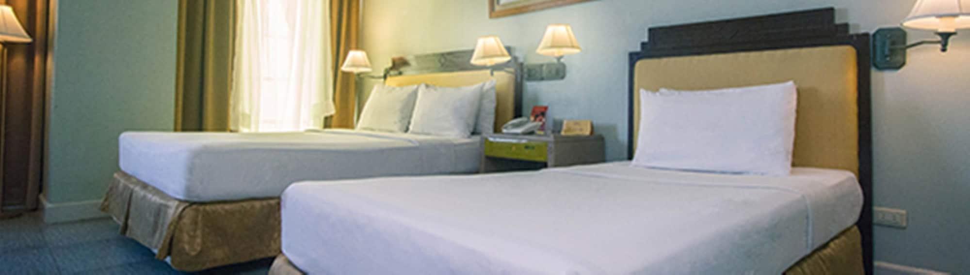 The Royal Mandaya Hotel Davao Экстерьер фото