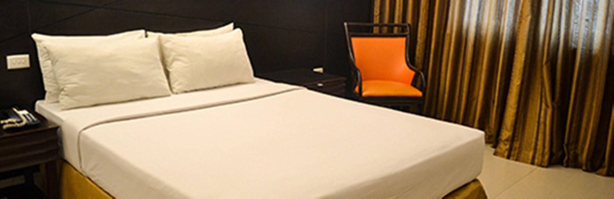 The Royal Mandaya Hotel Davao Экстерьер фото