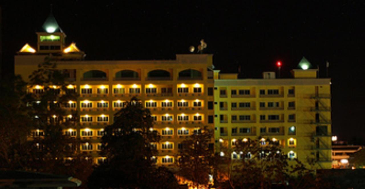 The Royal Mandaya Hotel Davao Экстерьер фото